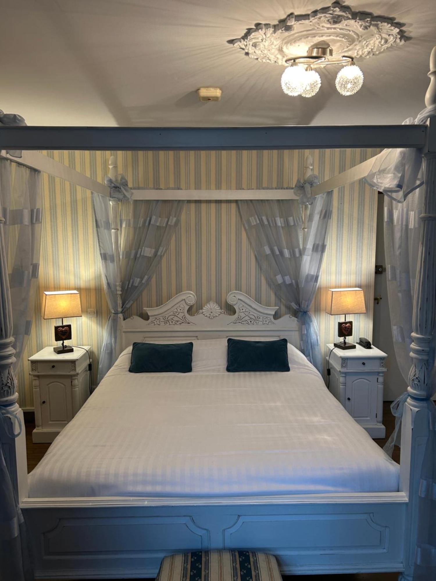 Hotel De La Loire Saint-Satur Esterno foto