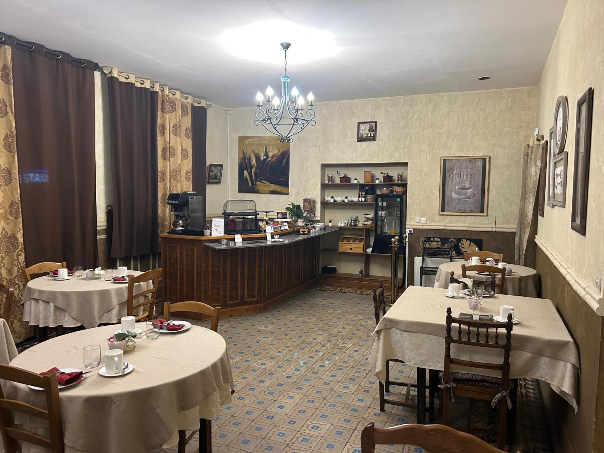Hotel De La Loire Saint-Satur Esterno foto